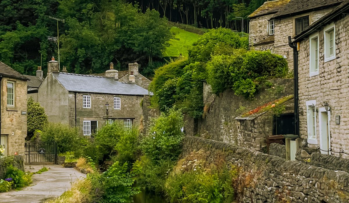 Choosing a Cosy Cottage for a Weekend Break